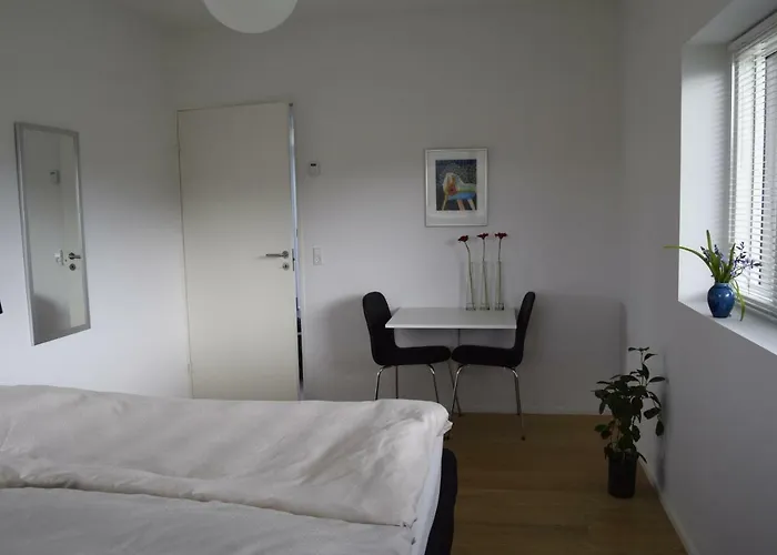 Δωμάτια σε οικογενειακή κατοικία Fredensholm Annex *